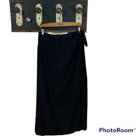 Jaclyn Kelly Black Long Wrap Skirt - Picture 1 of 15